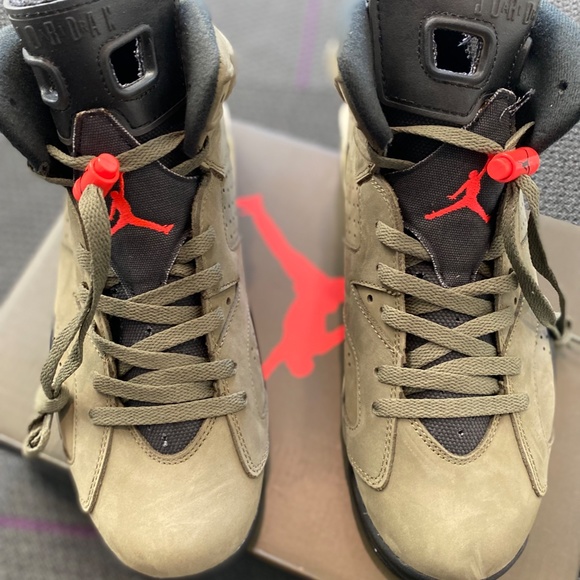 Jordan 6 Retro "Travis Scott" - Picture 1 of 8